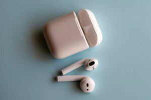 image-for-AirPods-with-IR-Cameras-Set-1.jpg