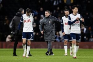 Nacionalinis žiniasklaidos verdiktas po „Postecoglou Sack“ po „Tottenham“ nuostolio